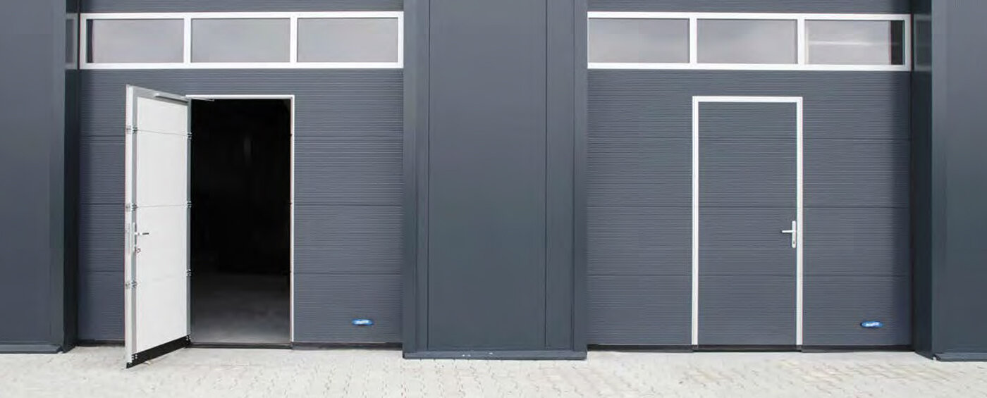 rapid roll doors for industrial spaces