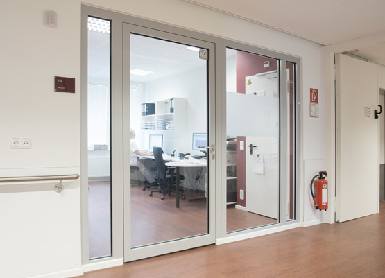 Exceptional transparency for doors